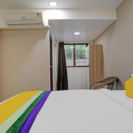 Glitz Hotels Golden Birds - Mahape, Navi Mumbai Exterior photo